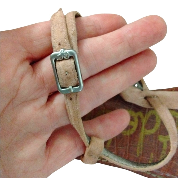 Sam Edelman T-Strap Suede Thong Gigi Sandal in Nude Size 8 - Picture 4 of 9